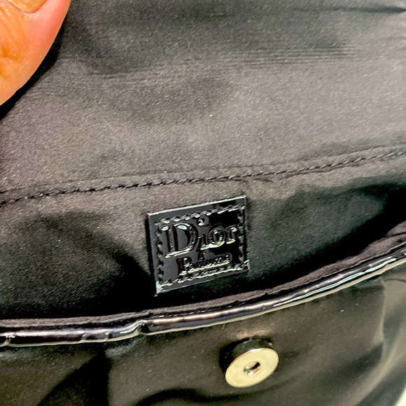DIOR BAG PERFUM GIFT 💃🏻❤️ LIKE NEW 💃🏻Elegant Black Chain Crossbody Bag